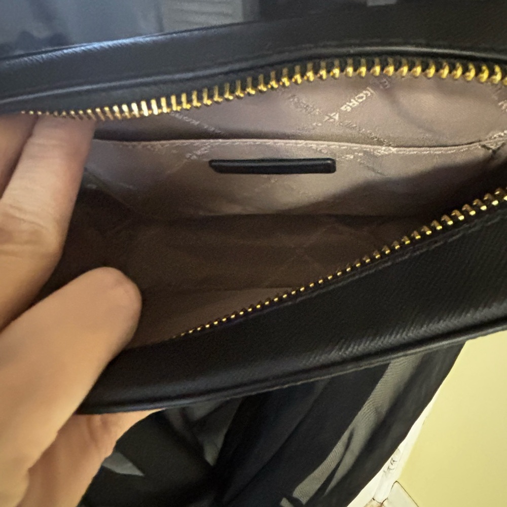 Michael Kors Brown/Black crossbody - Picture 2 of 2